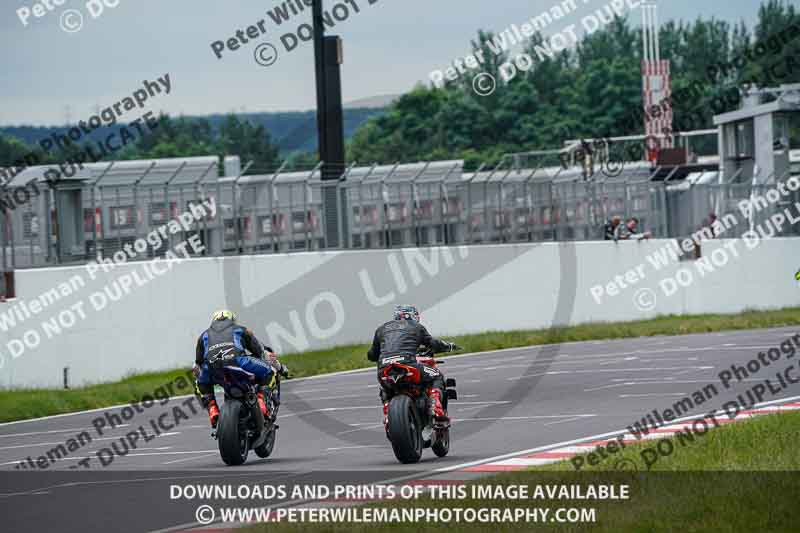 donington no limits trackday;donington park photographs;donington trackday photographs;no limits trackdays;peter wileman photography;trackday digital images;trackday photos